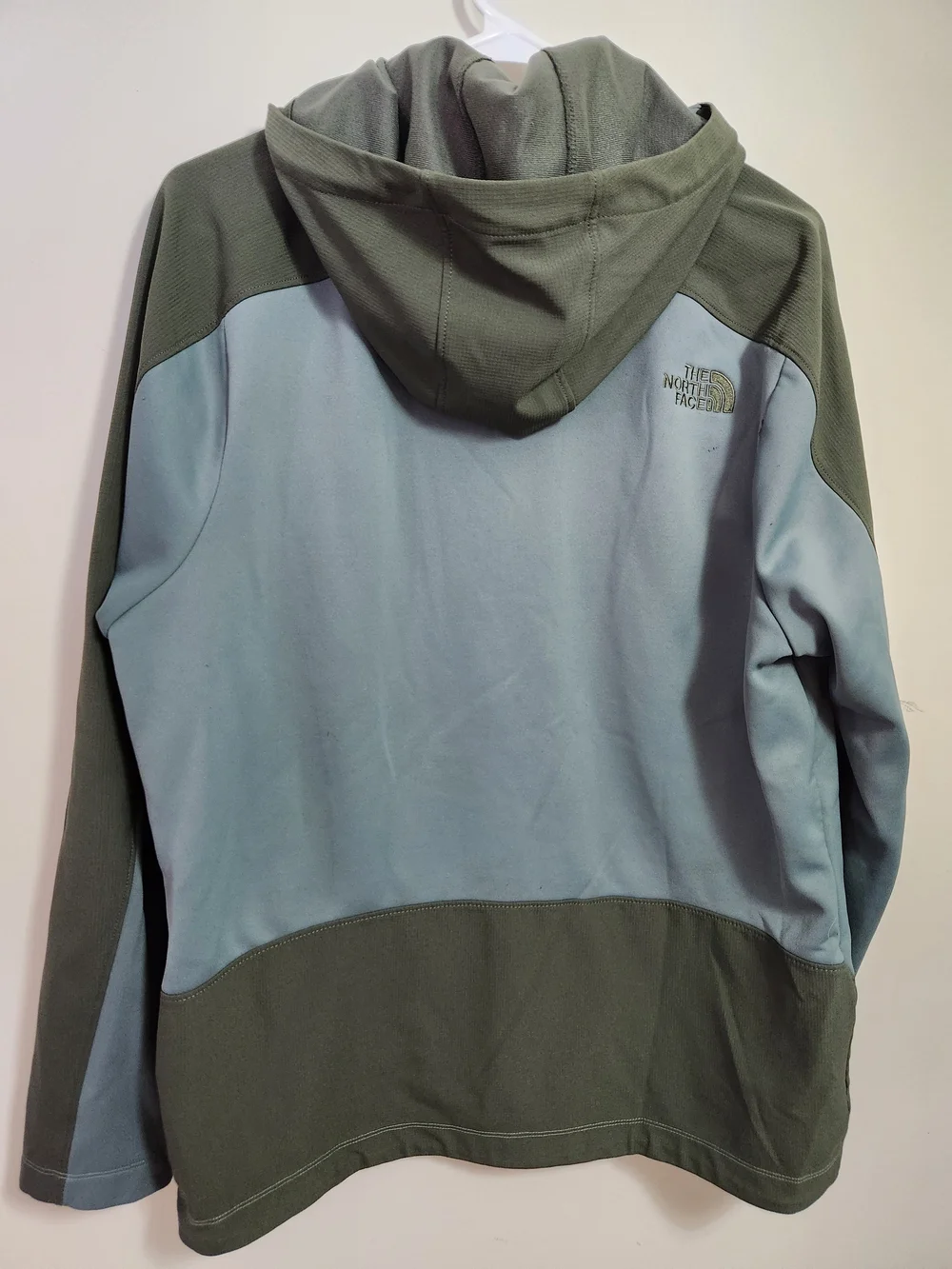 The North Face Men’s Two-Tone Hooded Softshell Jacket - Sage/Olive